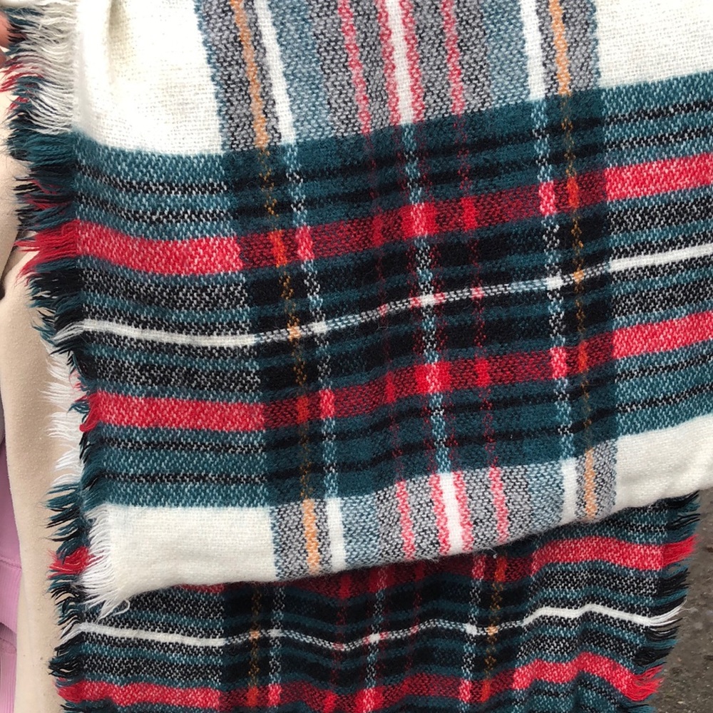 Patterned Snood Scarf